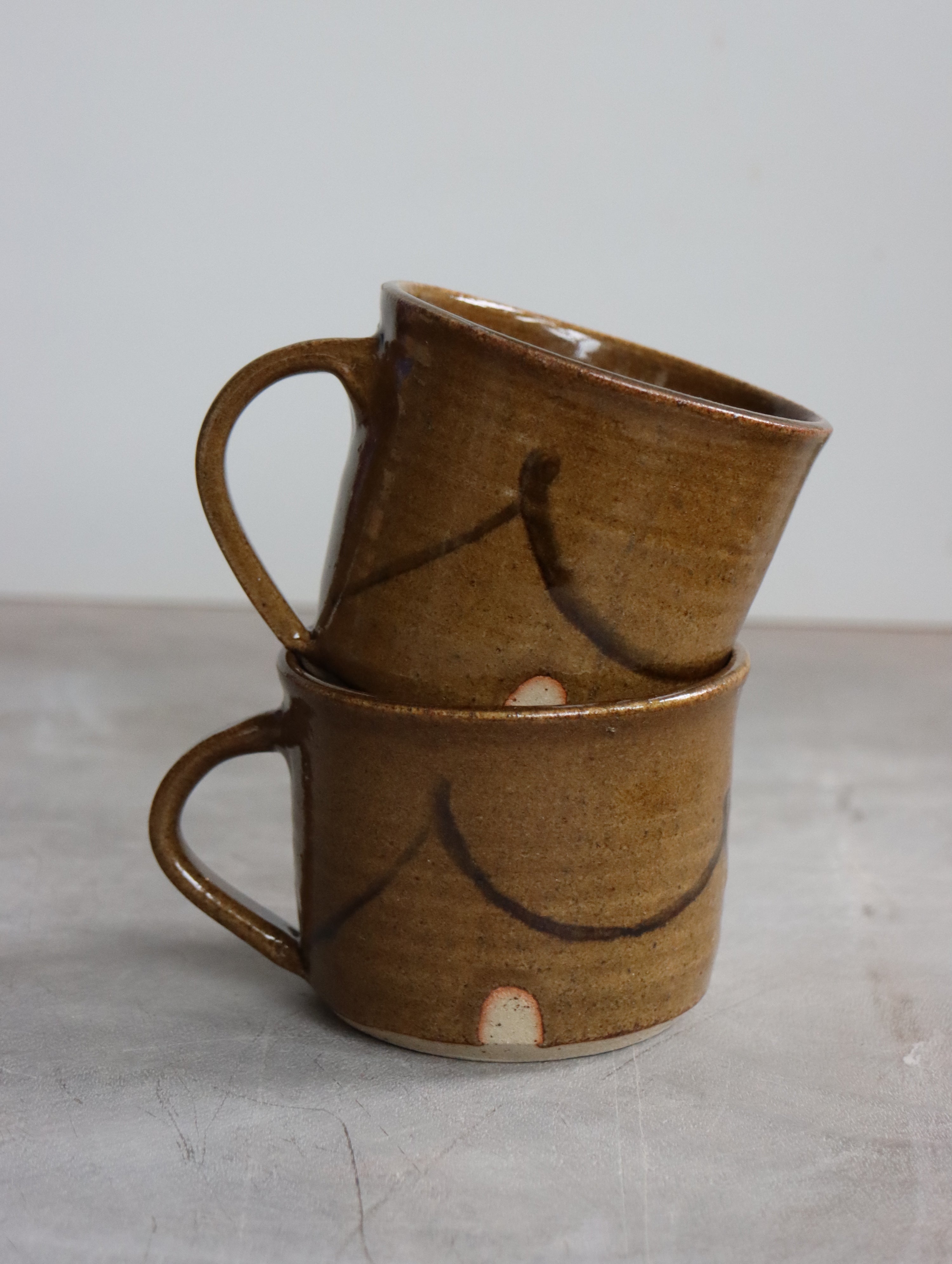 Coffee Cup in Umber with Oxide Loops (7oz)
