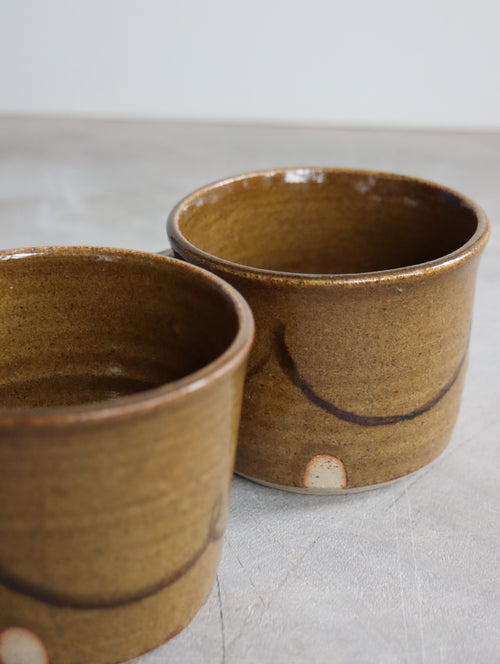 Coffee Cup in Umber with Oxide Loops (7oz)