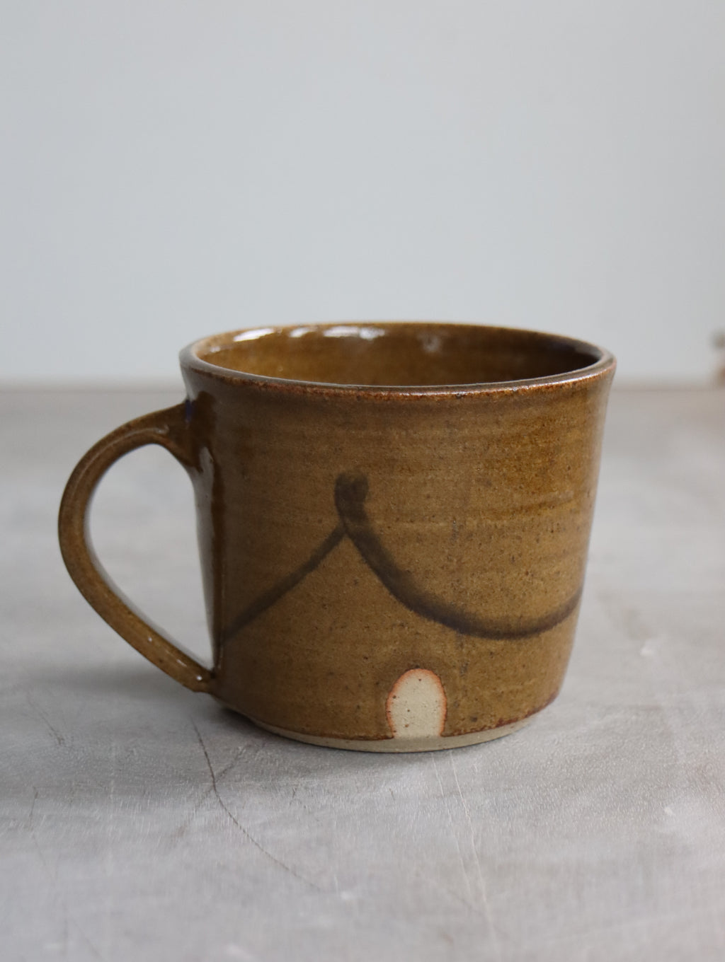 Coffee Cup in Umber with Oxide Loops (7oz)