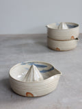 Lemon Squeezer in Speckle White and Blue Brushwork