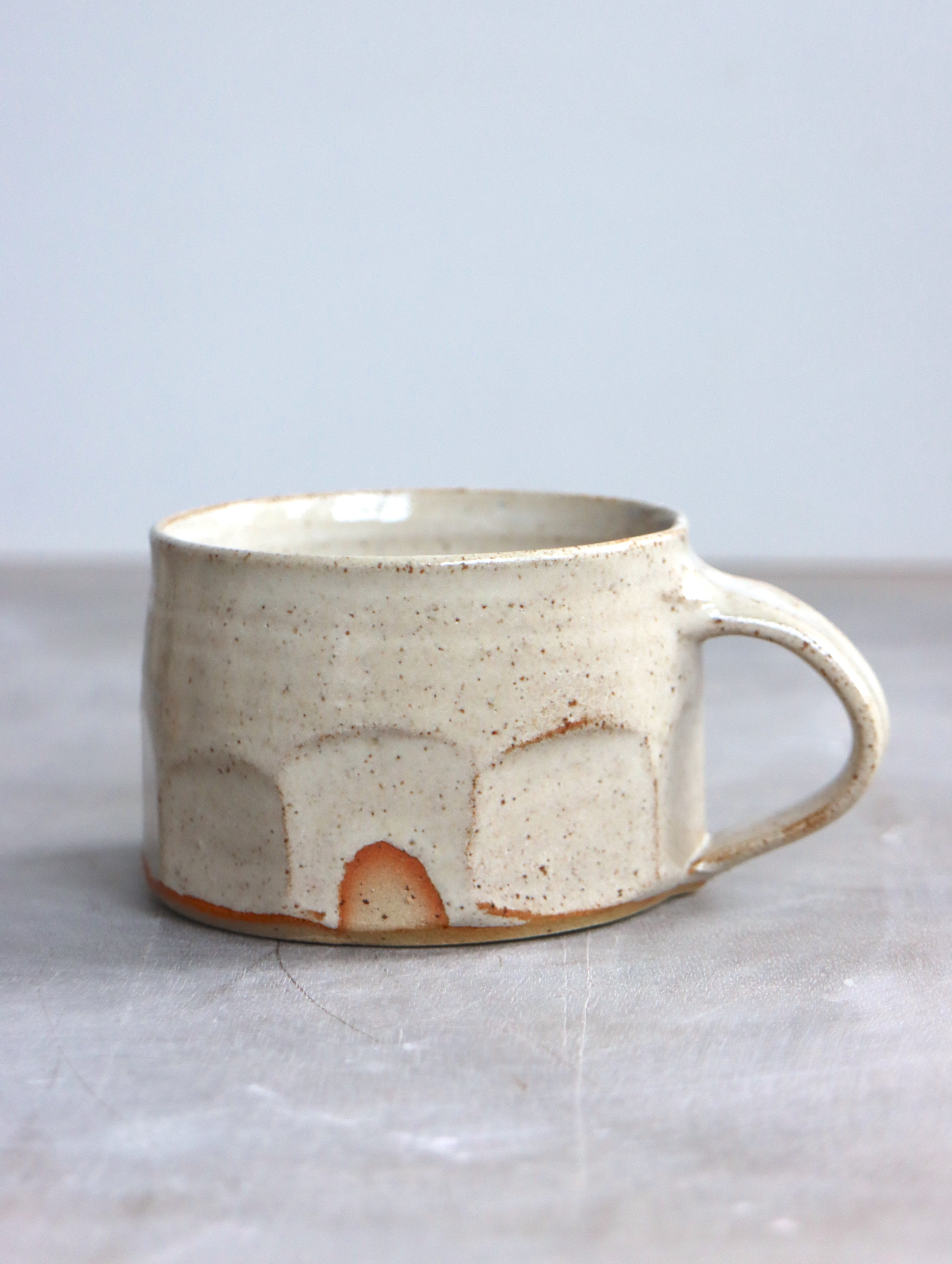 Faceted Coffee Cup in White Speckle (7oz)