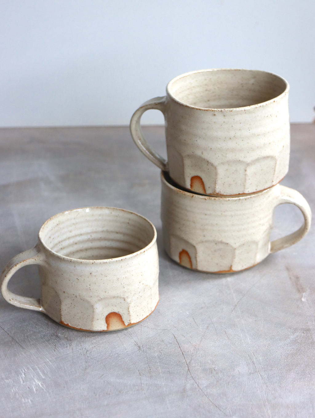 Faceted Coffee Cup in White Speckle (7oz)