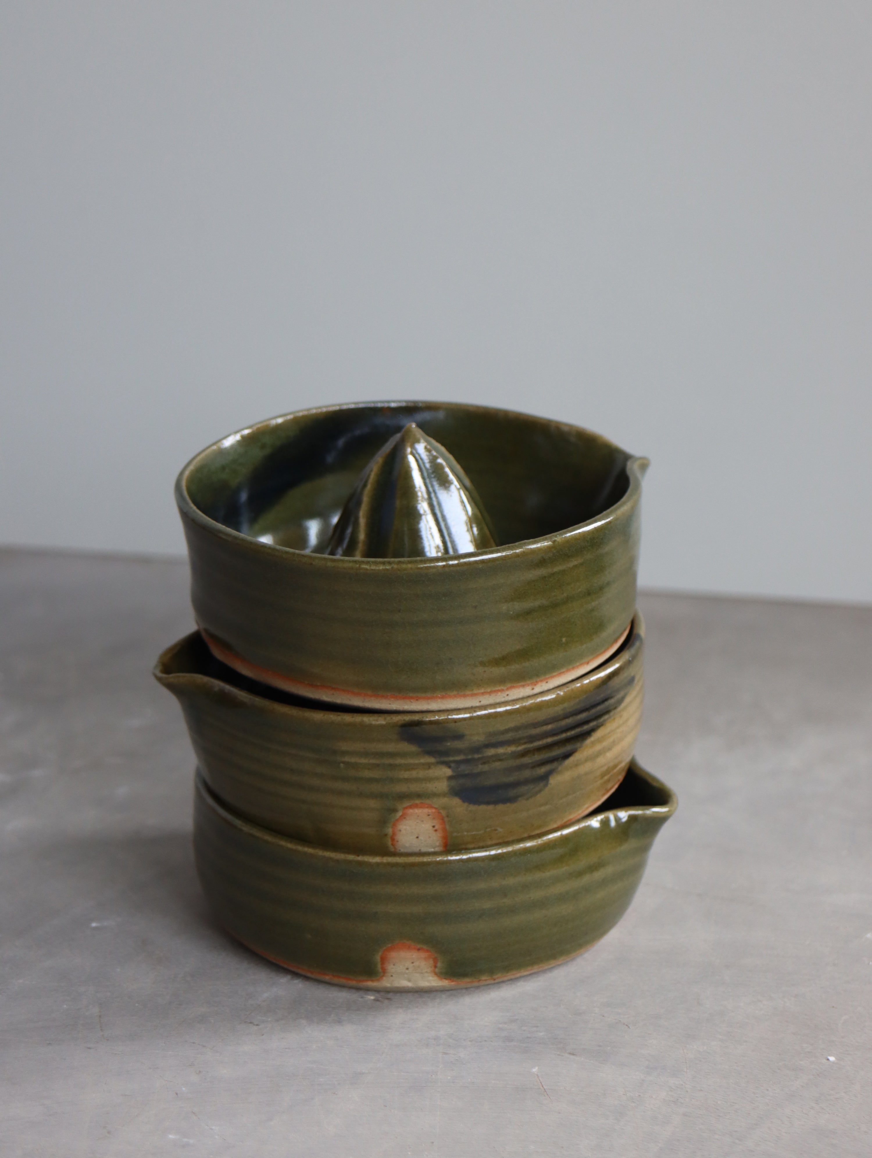 Lemon Squeezer in Moss and Oxide Brushwork