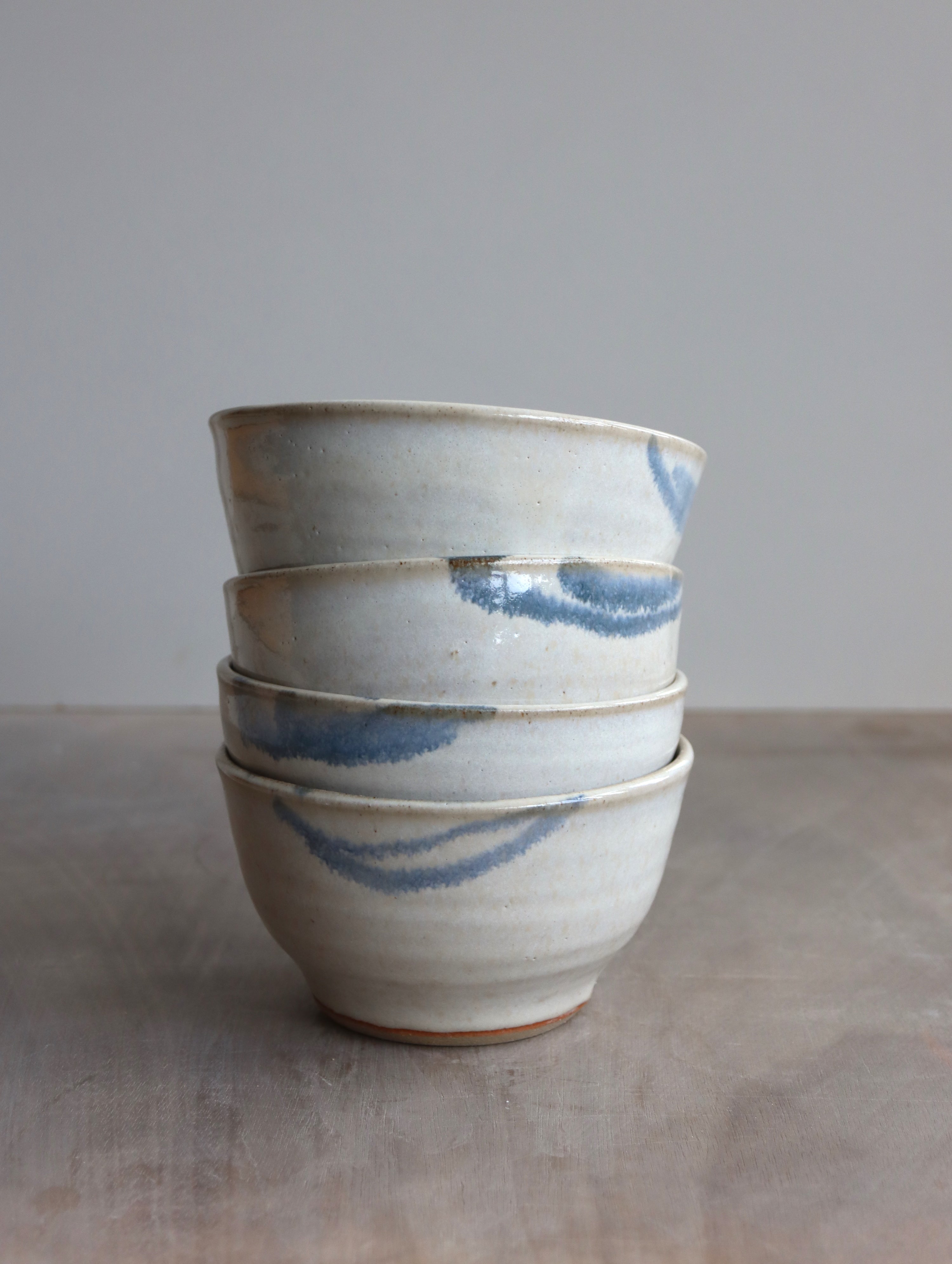 Everyday Bowl in Speckle White and Blue Brushwork