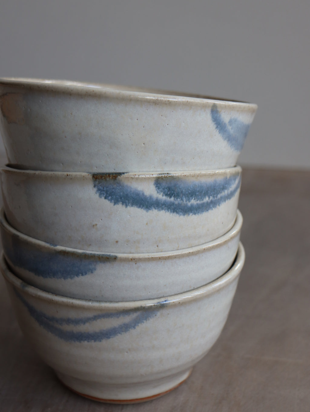 Everyday Bowl in Speckle White and Blue Brushwork