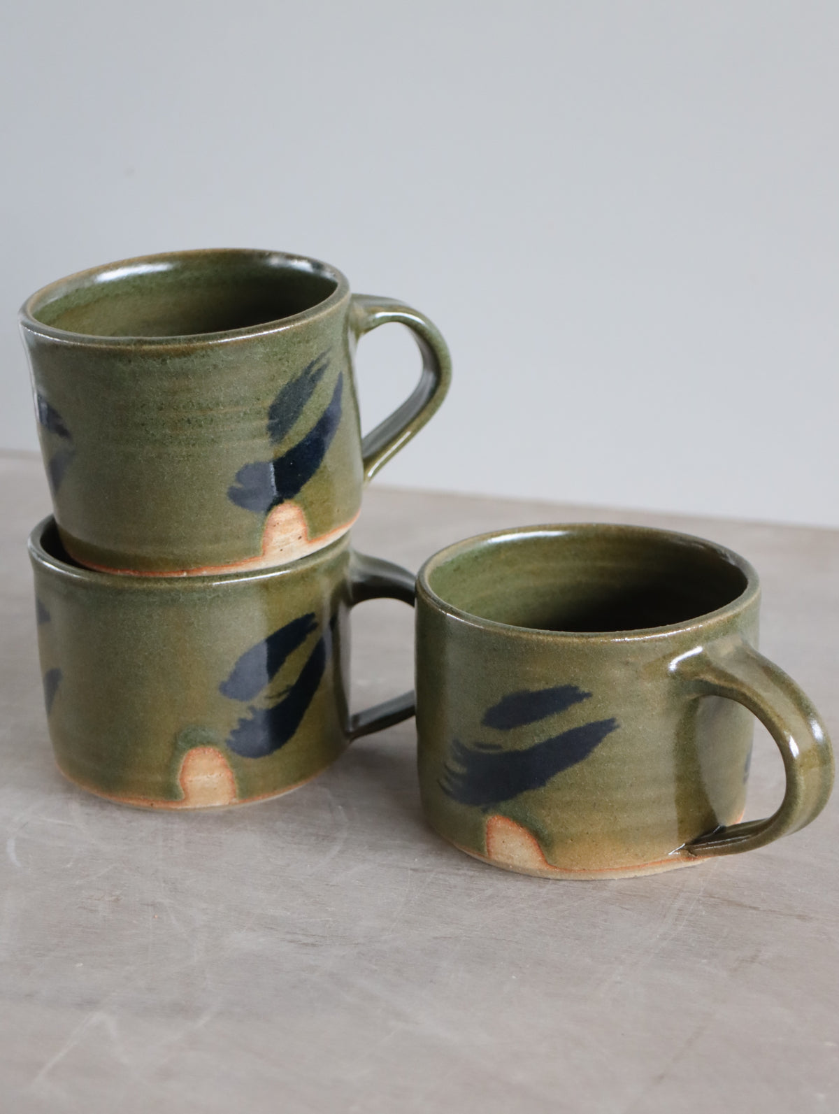 Coffee Cup in Moss and Oxide Brushwork (7oz)