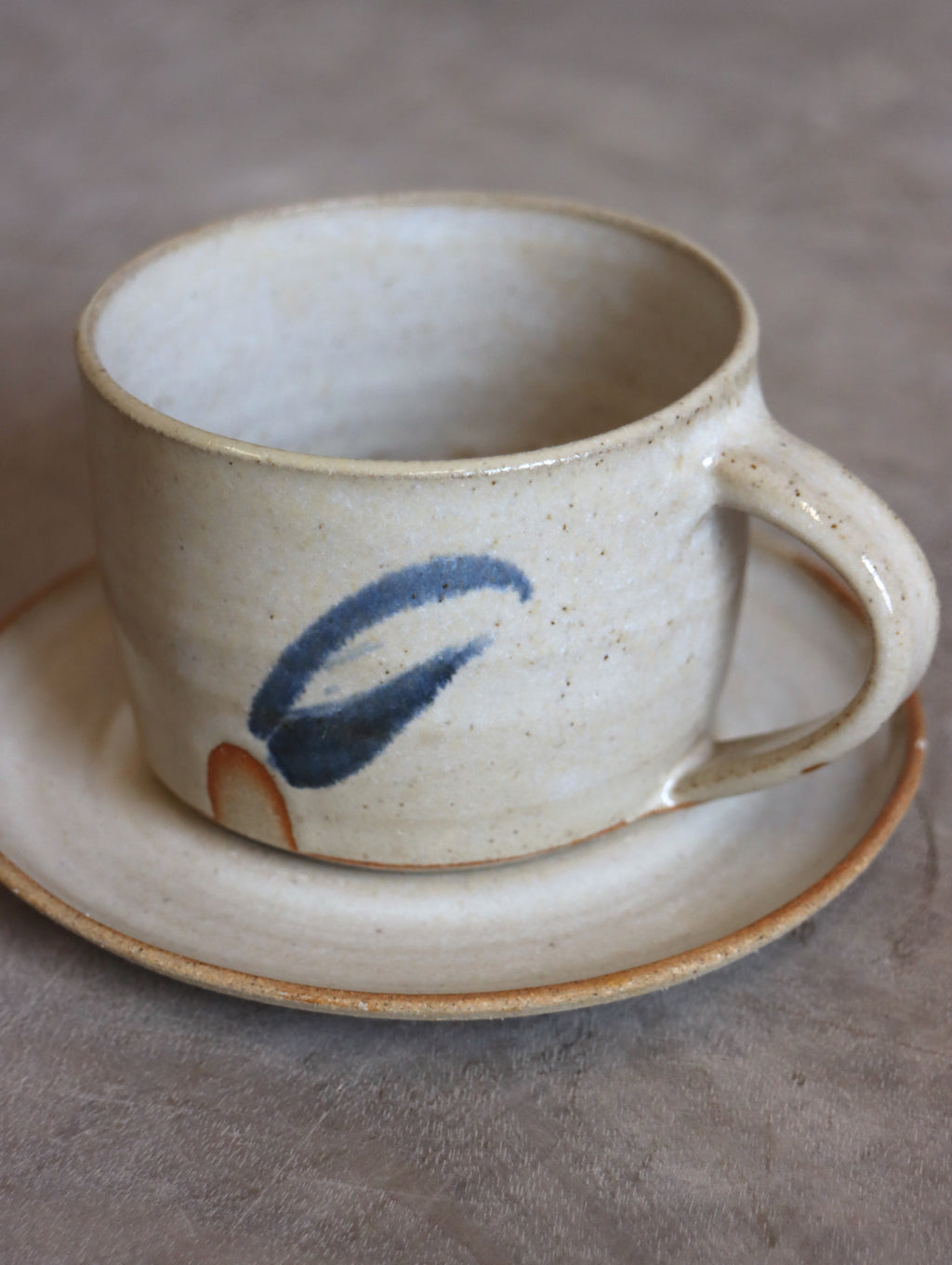 Cup and Saucer in Speckle White and Blue Brushwork (6oz)