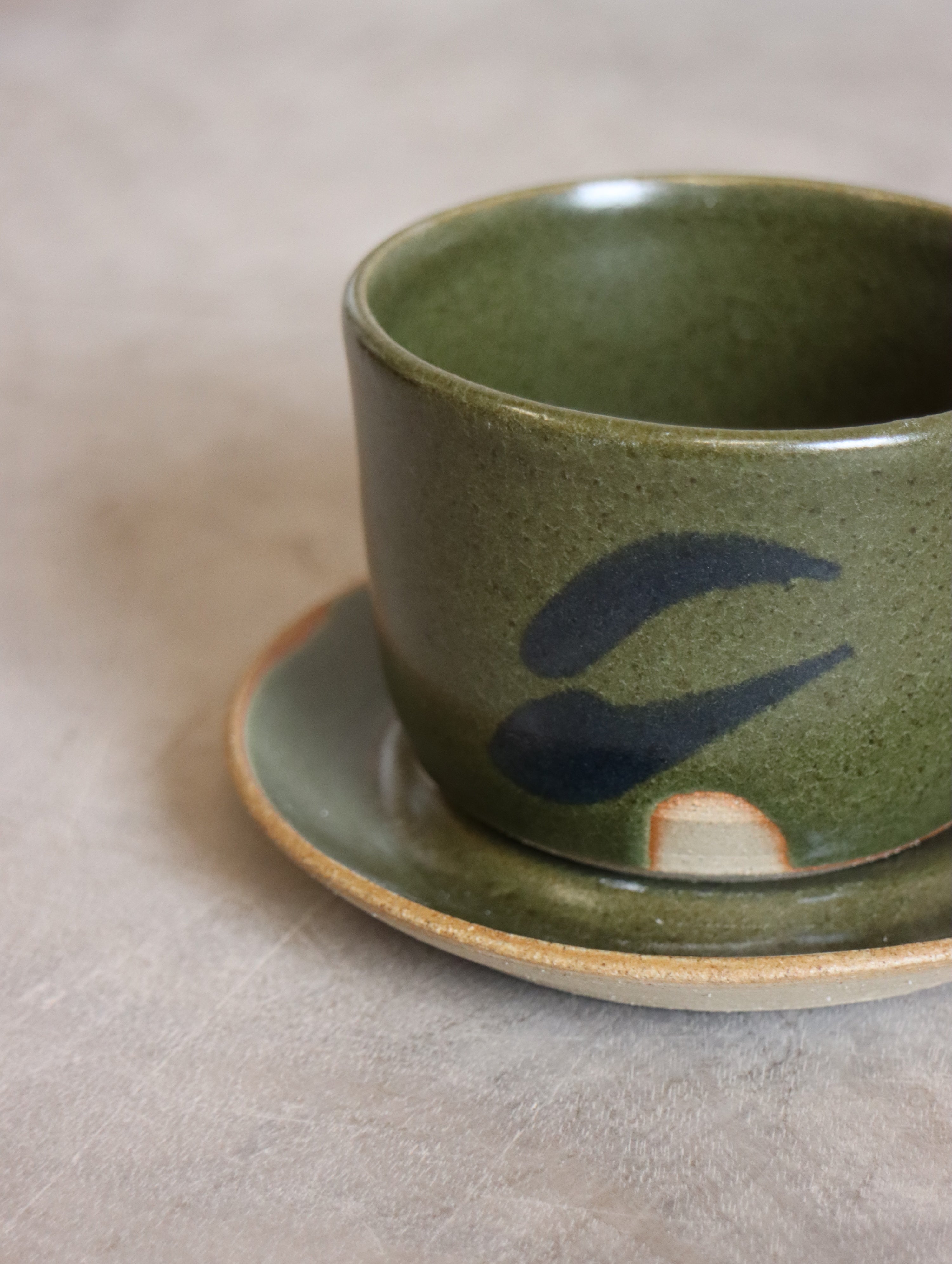 Cup and Saucer in Moss and Navy Brushwork (6oz)