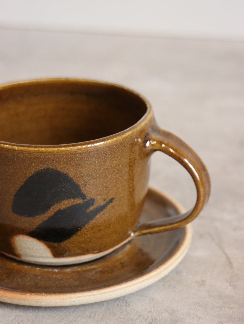 Cup and Saucer in Umber and oxide brushwork (6oz)