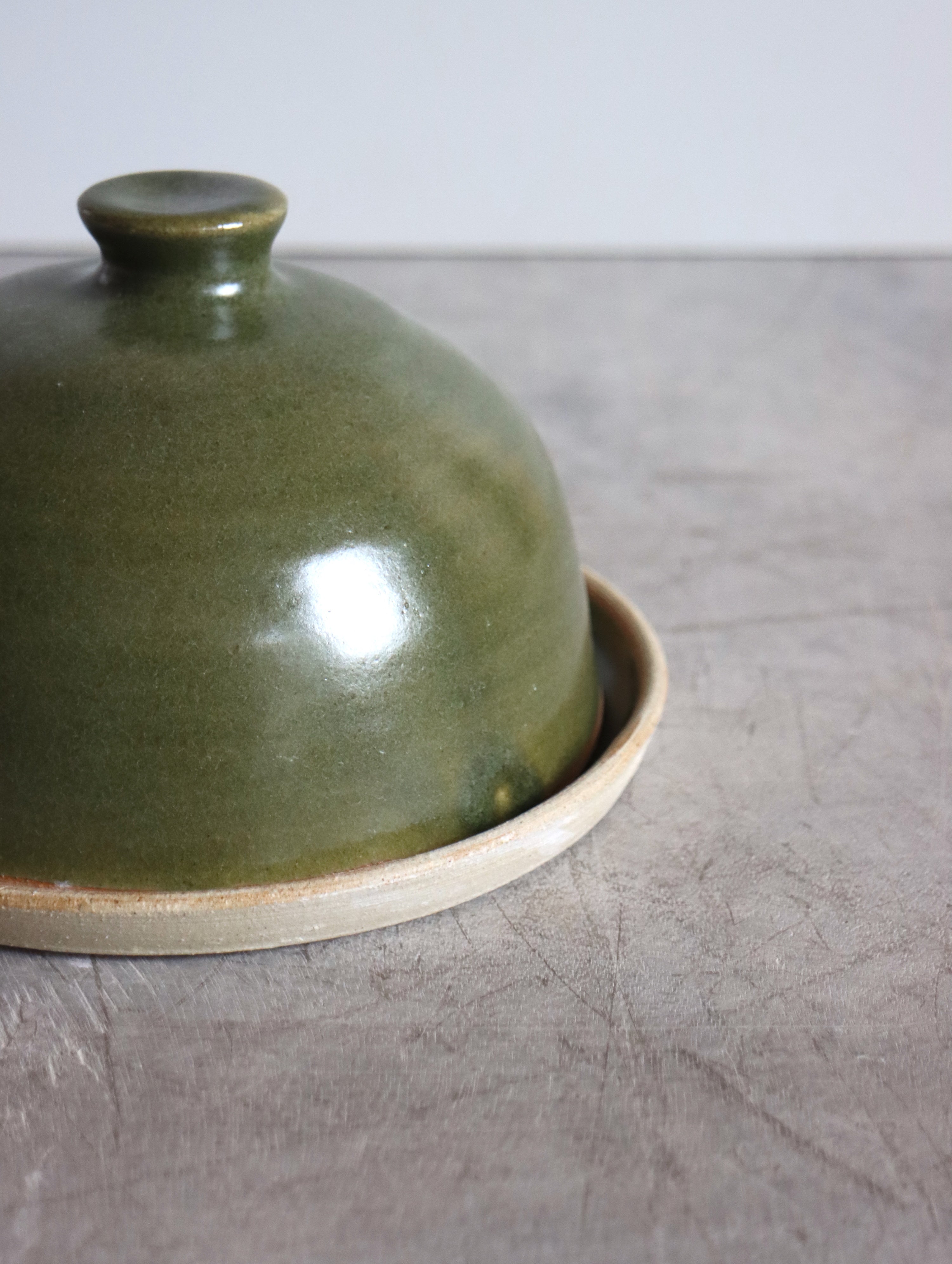 Butter Dish in Moss